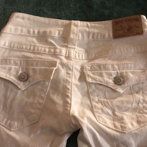 True Religion Low rise straight leg, white size 26